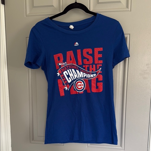 Majestic Tops - Blue Chicago Cubs 'Raise the Flag' T-Shirt